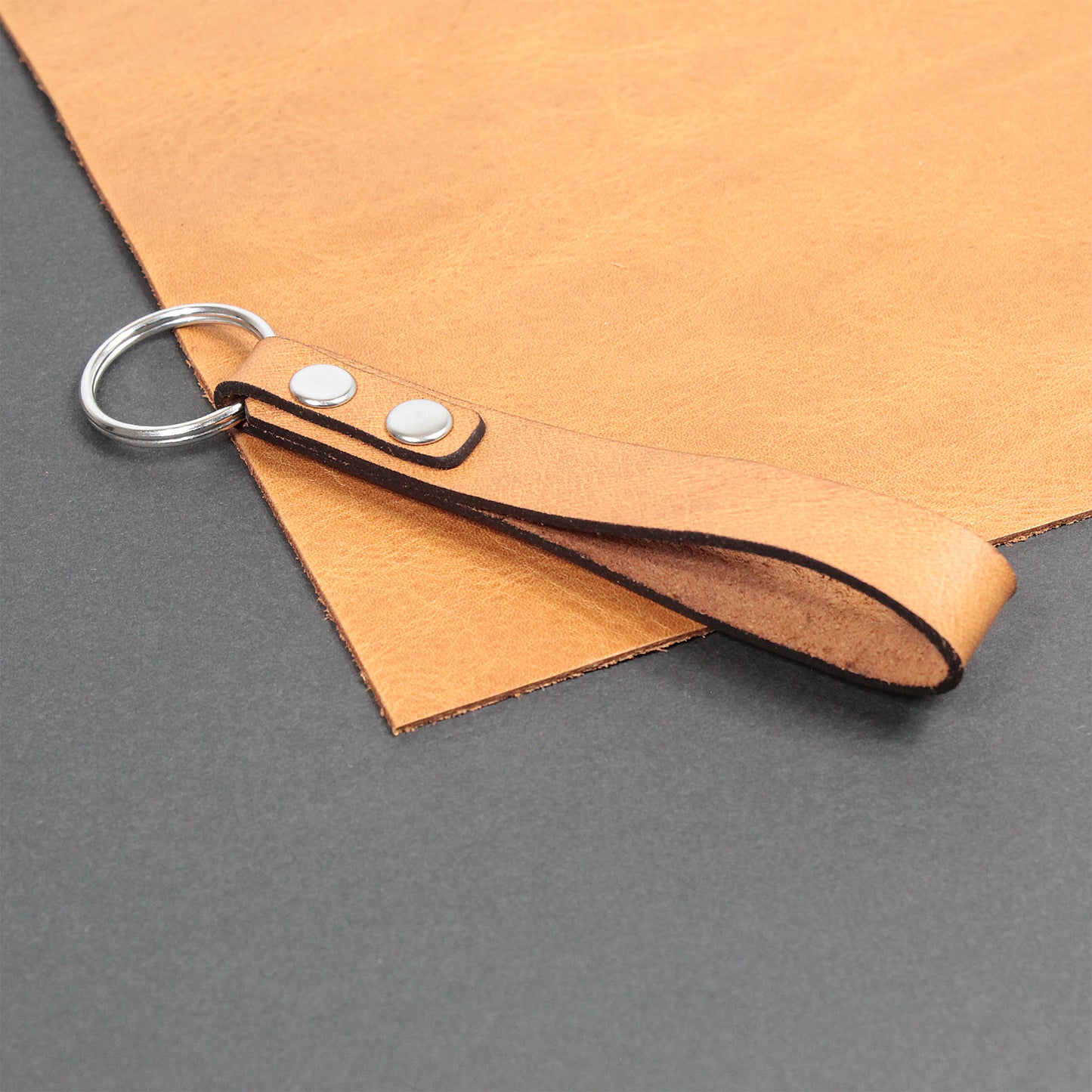Artisan Veg-Tan, Saddle Brown