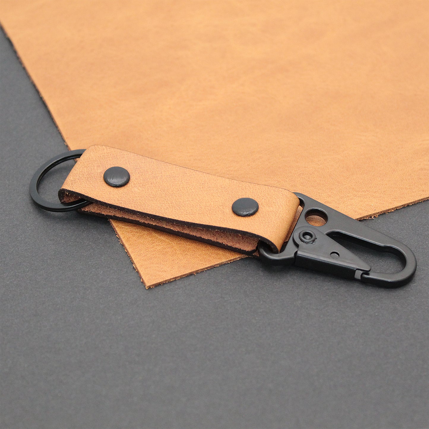 Artisan Veg-Tan, Saddle Brown
